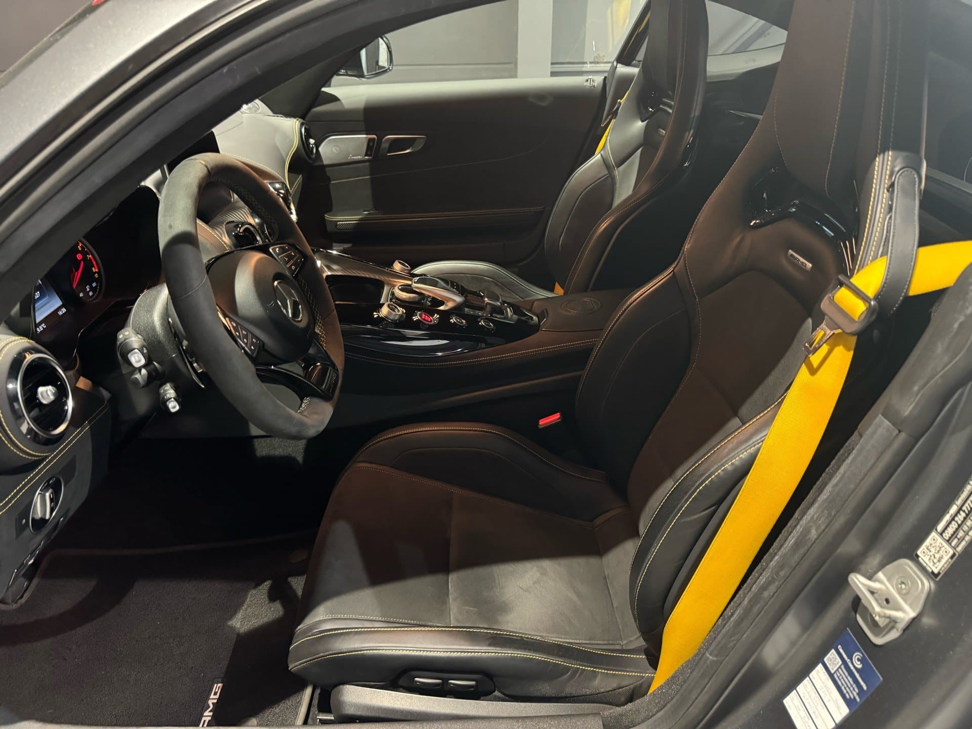 Mercedes AMG GT R – Image 1 / 4
